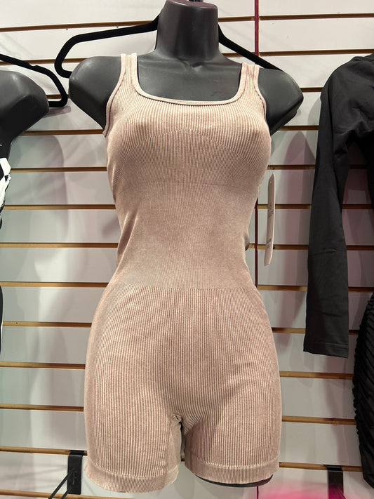 Body jump suit